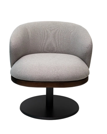 Giovana Lounge Chair (Showroom)